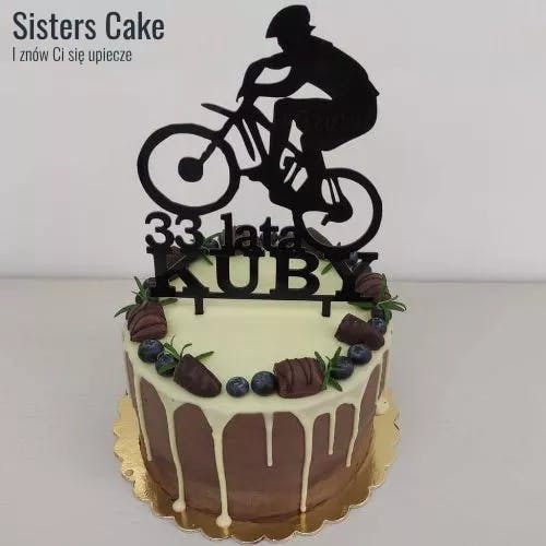 Tort z rowerzystą